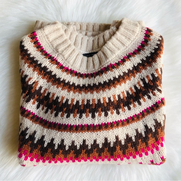 Love Tree Christmas Sweater Size L - Picture 4 of 16